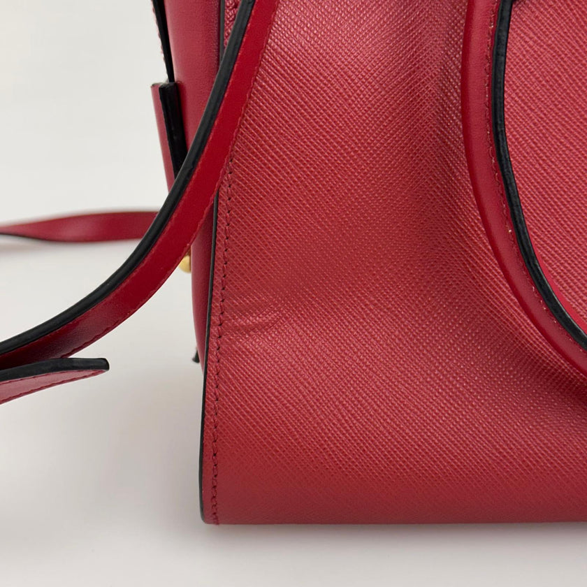 Prada borsa a mano Soft Calf Saffiano Fuoco con tracolla