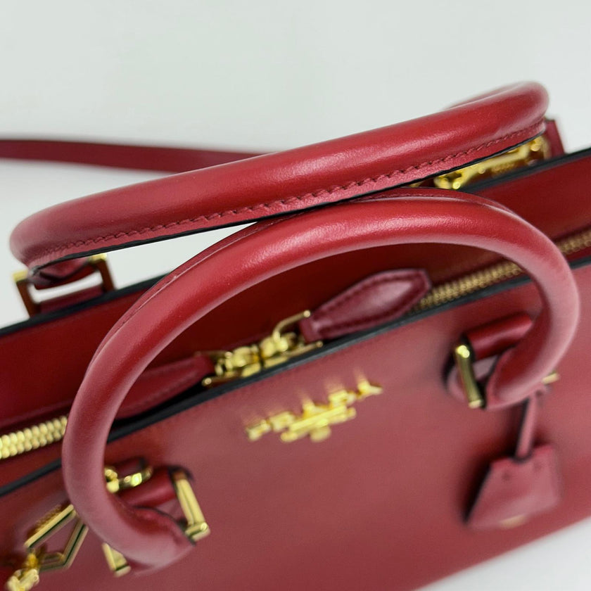 Prada borsa a mano Soft Calf Saffiano Fuoco con tracolla