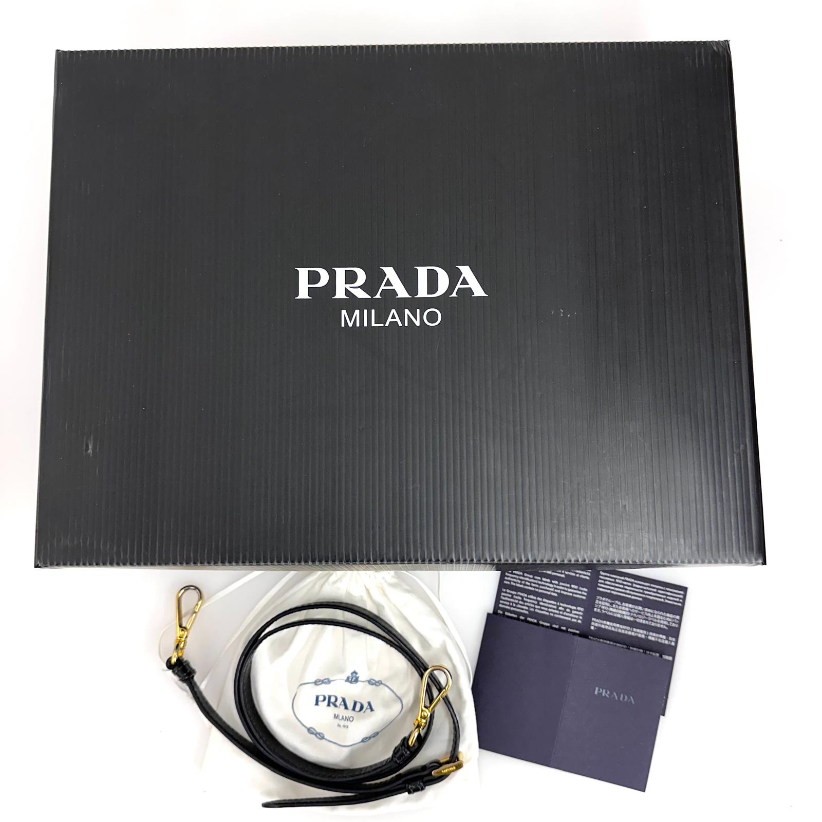 Prada borsa a mano e tracolla Galleria Large in pelle Saffiano nera