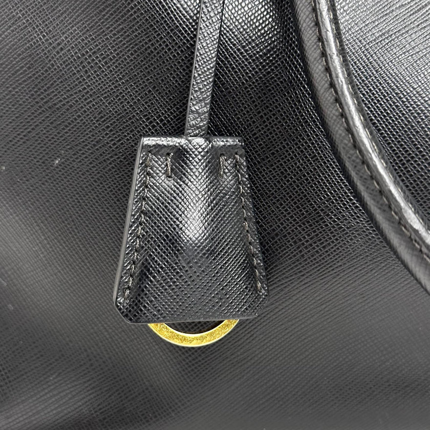 Prada borsa a mano e tracolla Galleria Large in pelle Saffiano nera