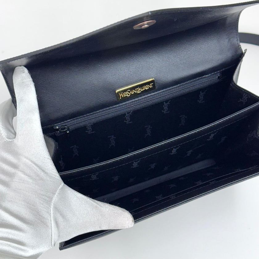 Saint Laurent Borsa Cassandre Vintage a spalla in pelle Saffiano nera