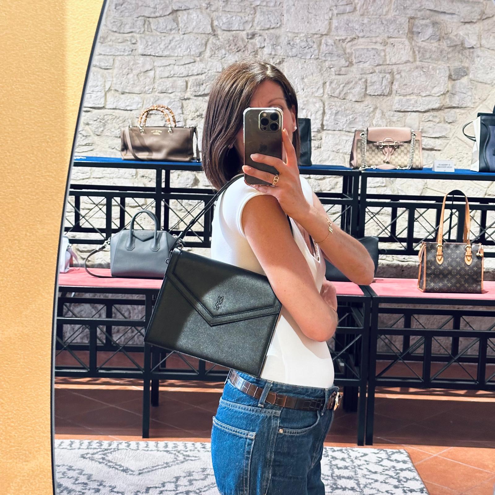 Saint Laurent Borsa Cassandre Vintage a spalla in pelle Saffiano nera