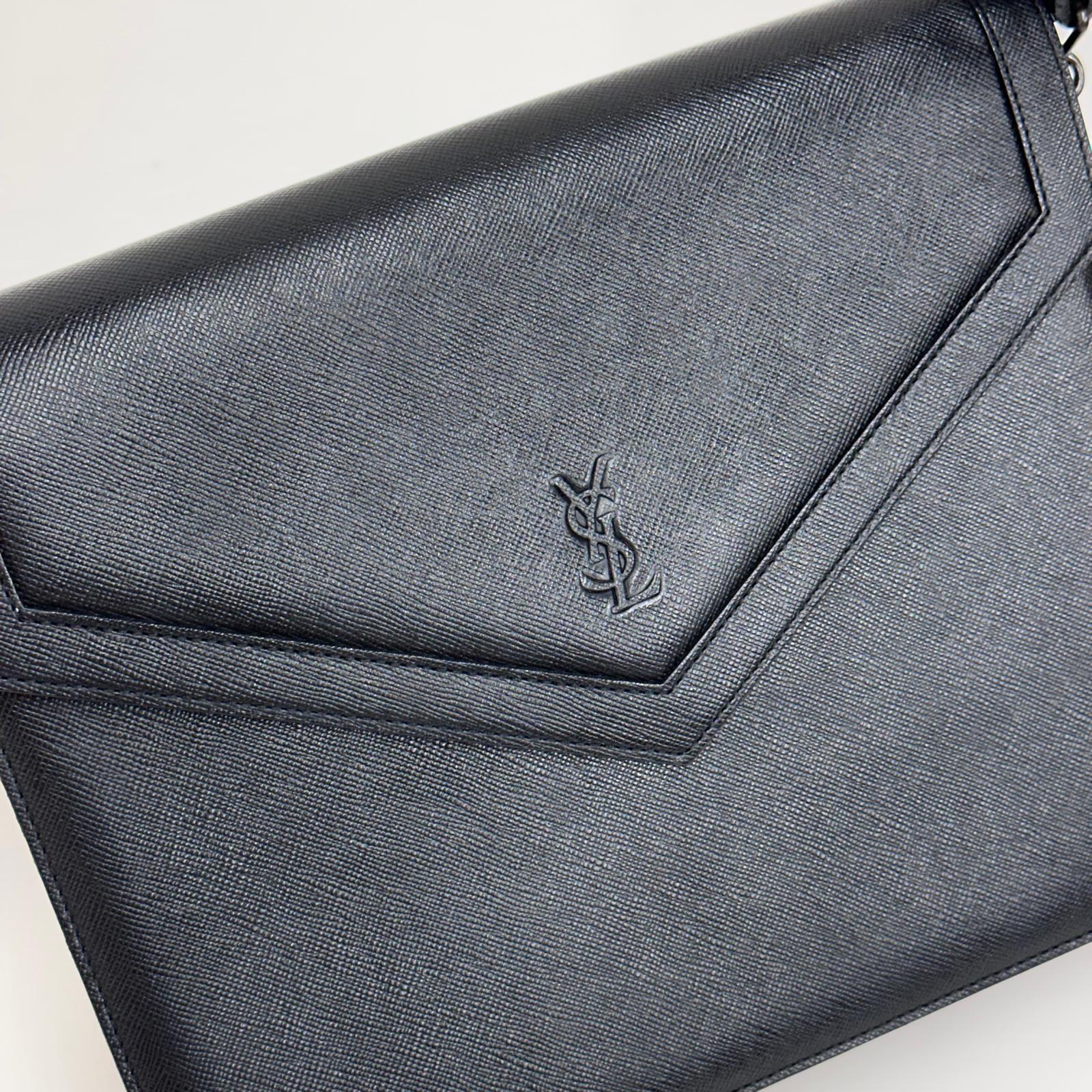 Saint Laurent Borsa Cassandre Vintage a spalla in pelle Saffiano nera