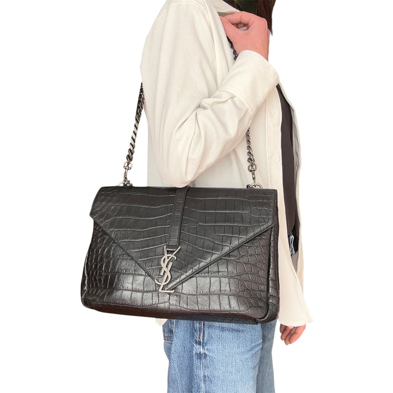 Saint Laurent Borsa College Large in pelle stampa cocco nera con catena argento