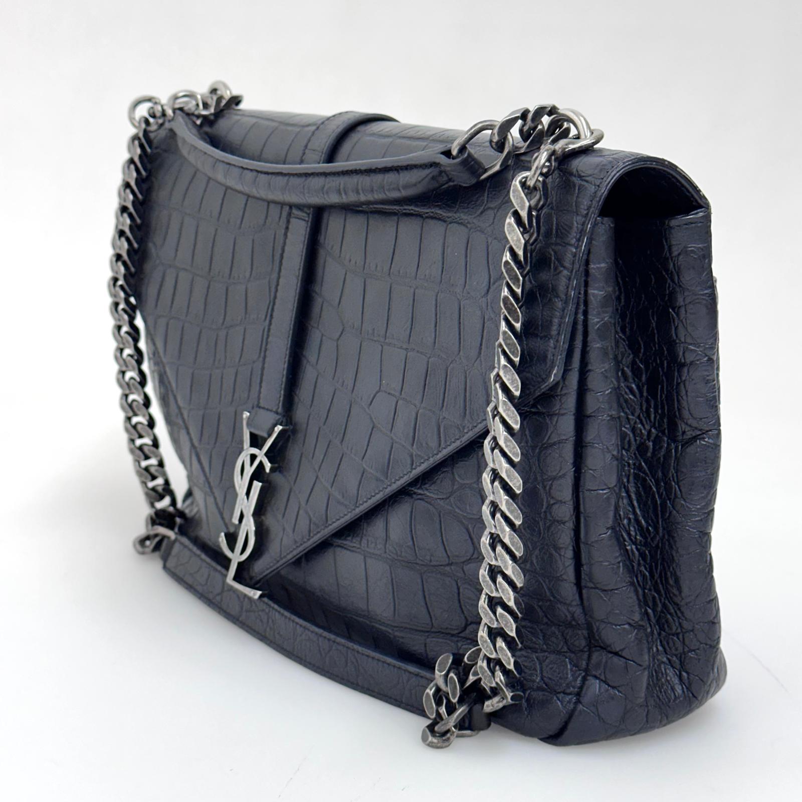 Saint Laurent Borsa College Large in pelle stampa cocco nera con catena argento