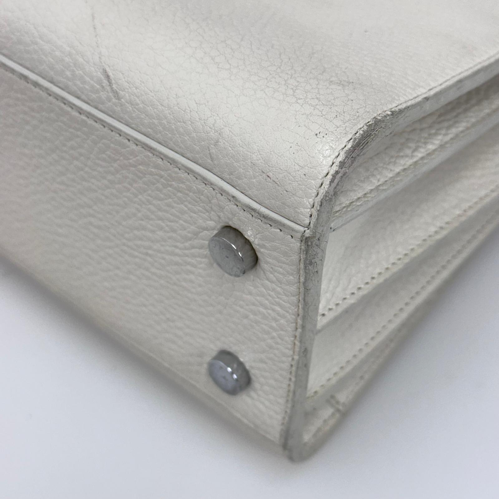 Saint Laurent Borsa Sac de Jour Baby in pelle martellata bianca