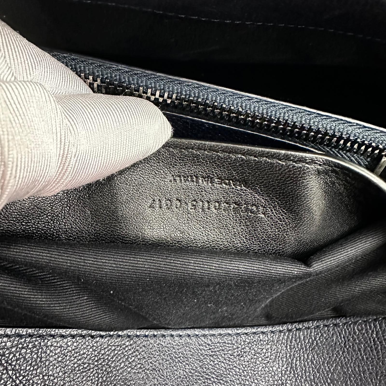 Saint Laurent Borsa a Spalla College Large in Pelle Trapuntata Blu Navy