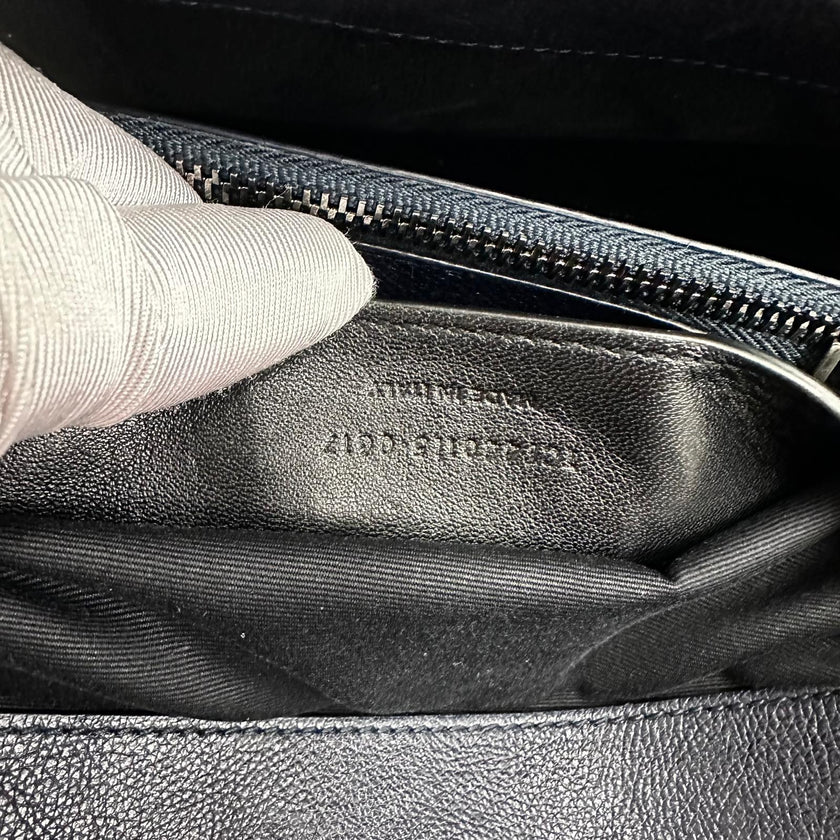 Saint Laurent Borsa a Spalla College Large in Pelle Trapuntata Blu Navy