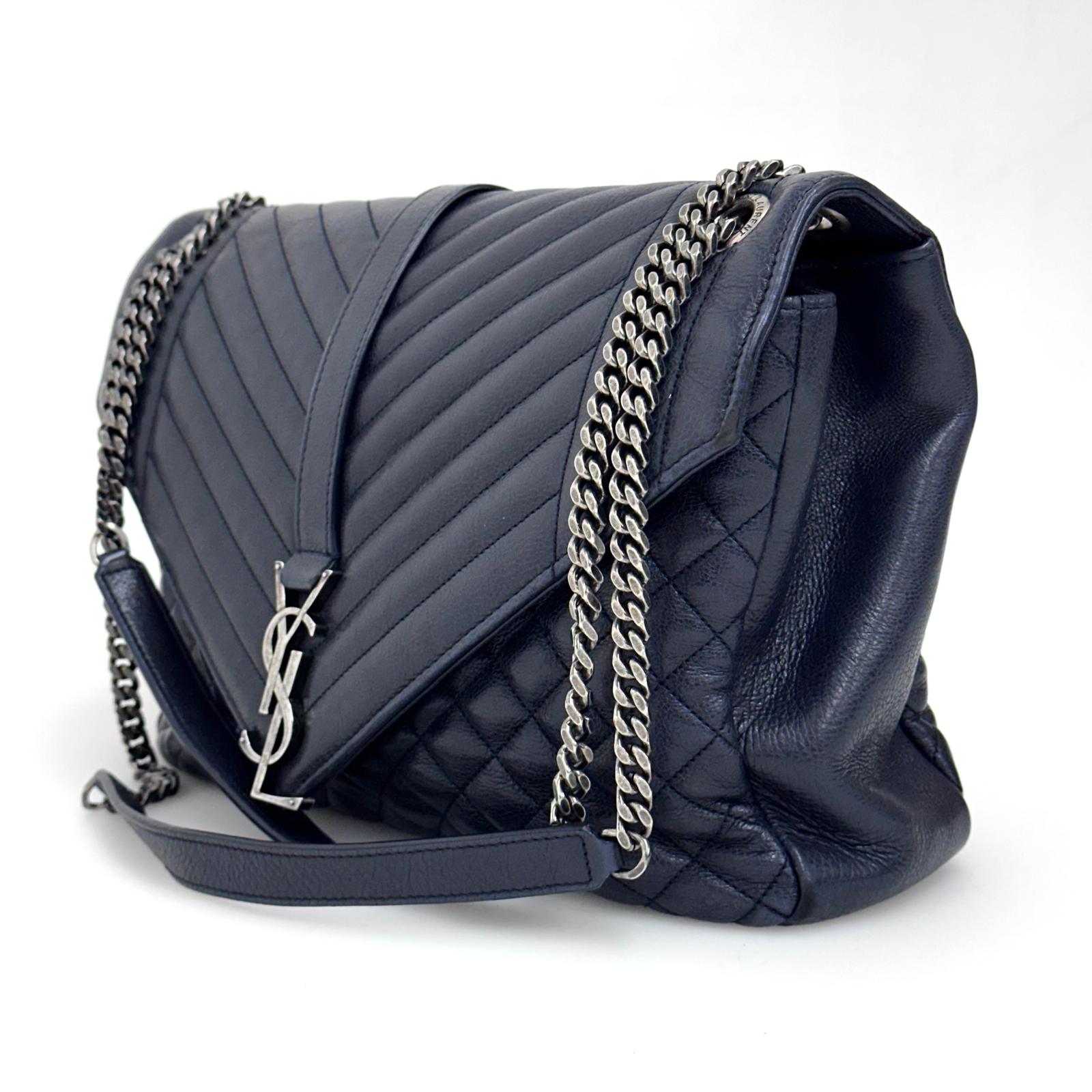 Saint Laurent Borsa a Spalla College Large in Pelle Trapuntata Blu Navy