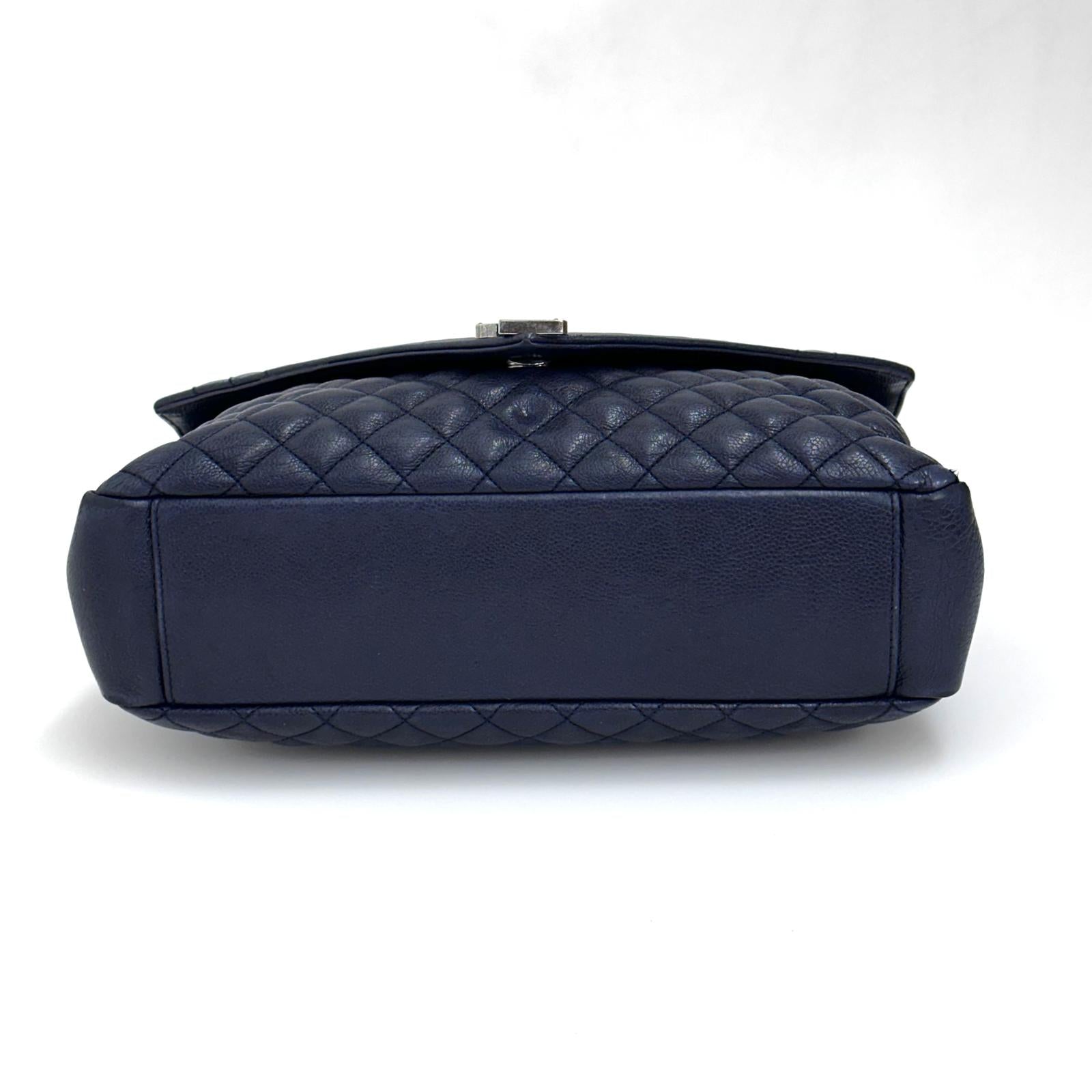 Saint Laurent Borsa a Spalla College Large in Pelle Trapuntata Blu Navy