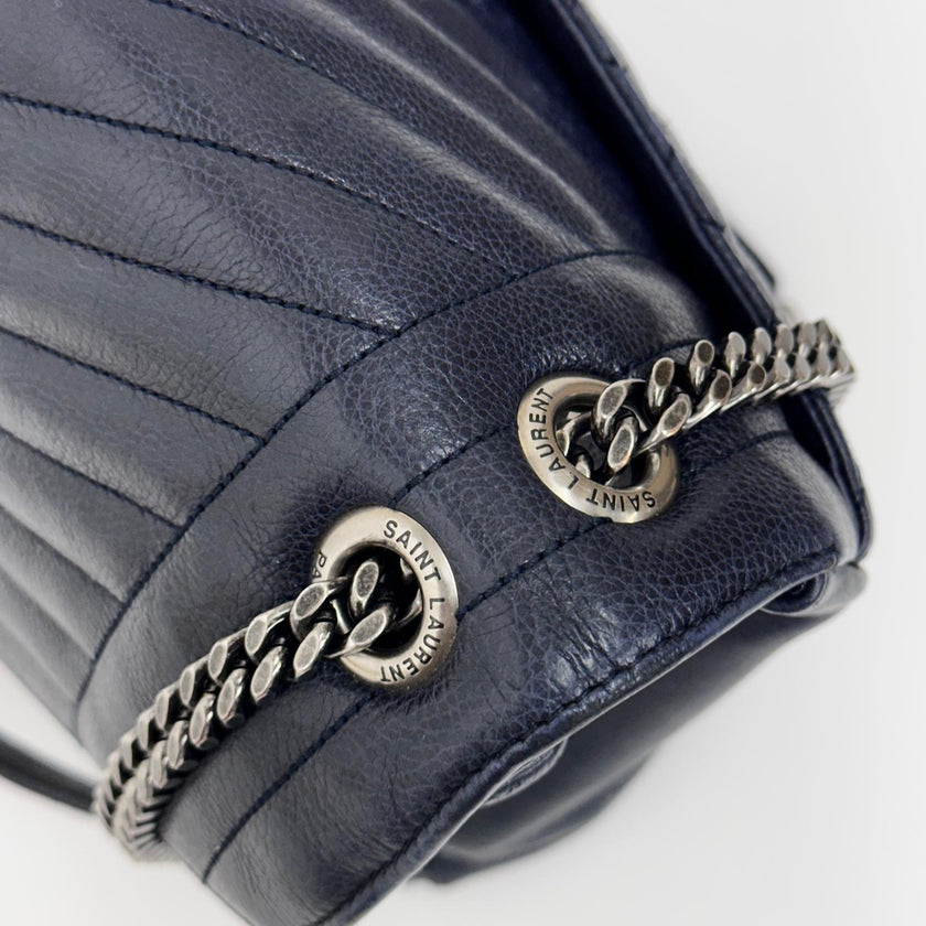 Saint Laurent Borsa a Spalla College Large in Pelle Trapuntata Blu Navy