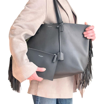 Saint Laurent Borsa a spalla Shopping in pelle grigia con frange e pochette removibile