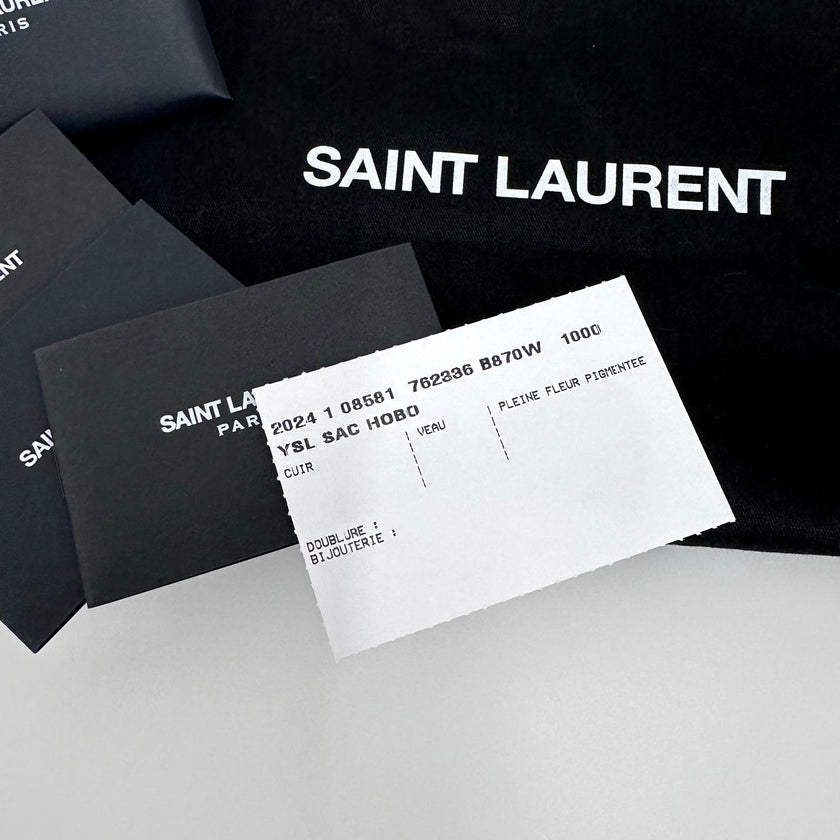 Saint Laurent Sac Hobo in pelle verniciata nera