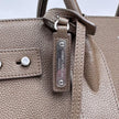 Saint Laurent borsa Sac de Jour Maxi in pelle martellata marrone