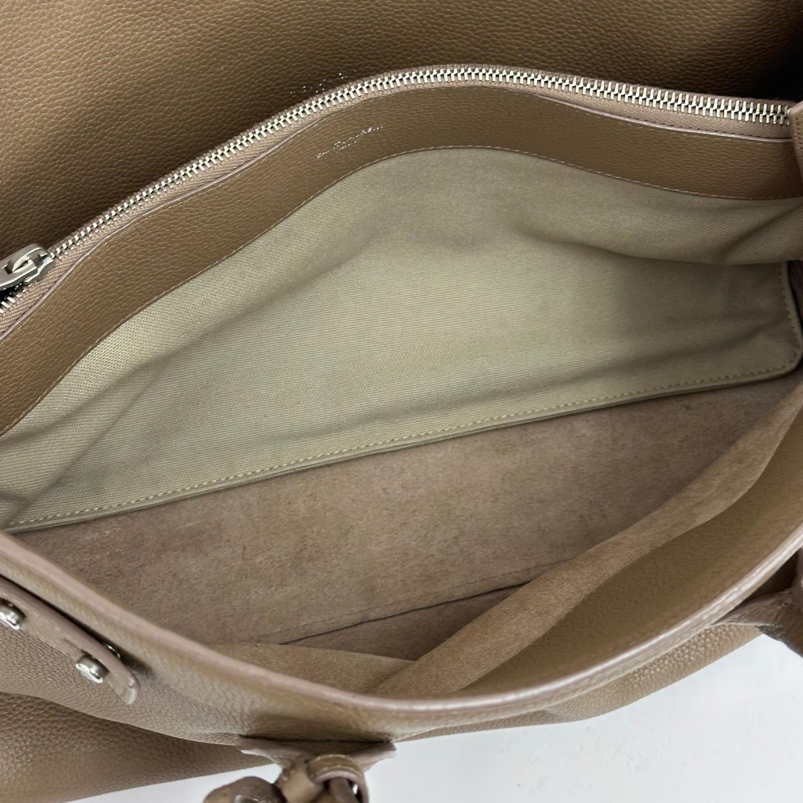 Saint Laurent borsa Sac de Jour Maxi in pelle martellata marrone