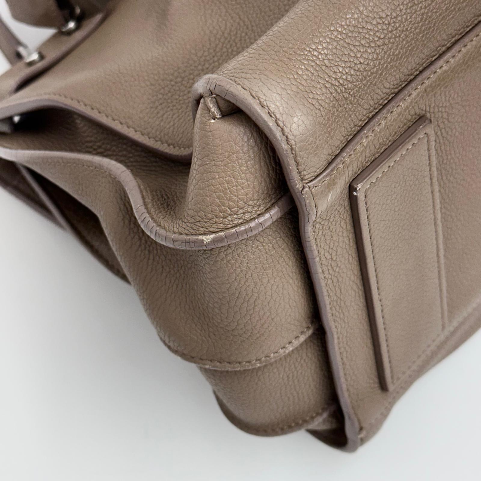 Saint Laurent borsa Sac de Jour Maxi in pelle martellata marrone