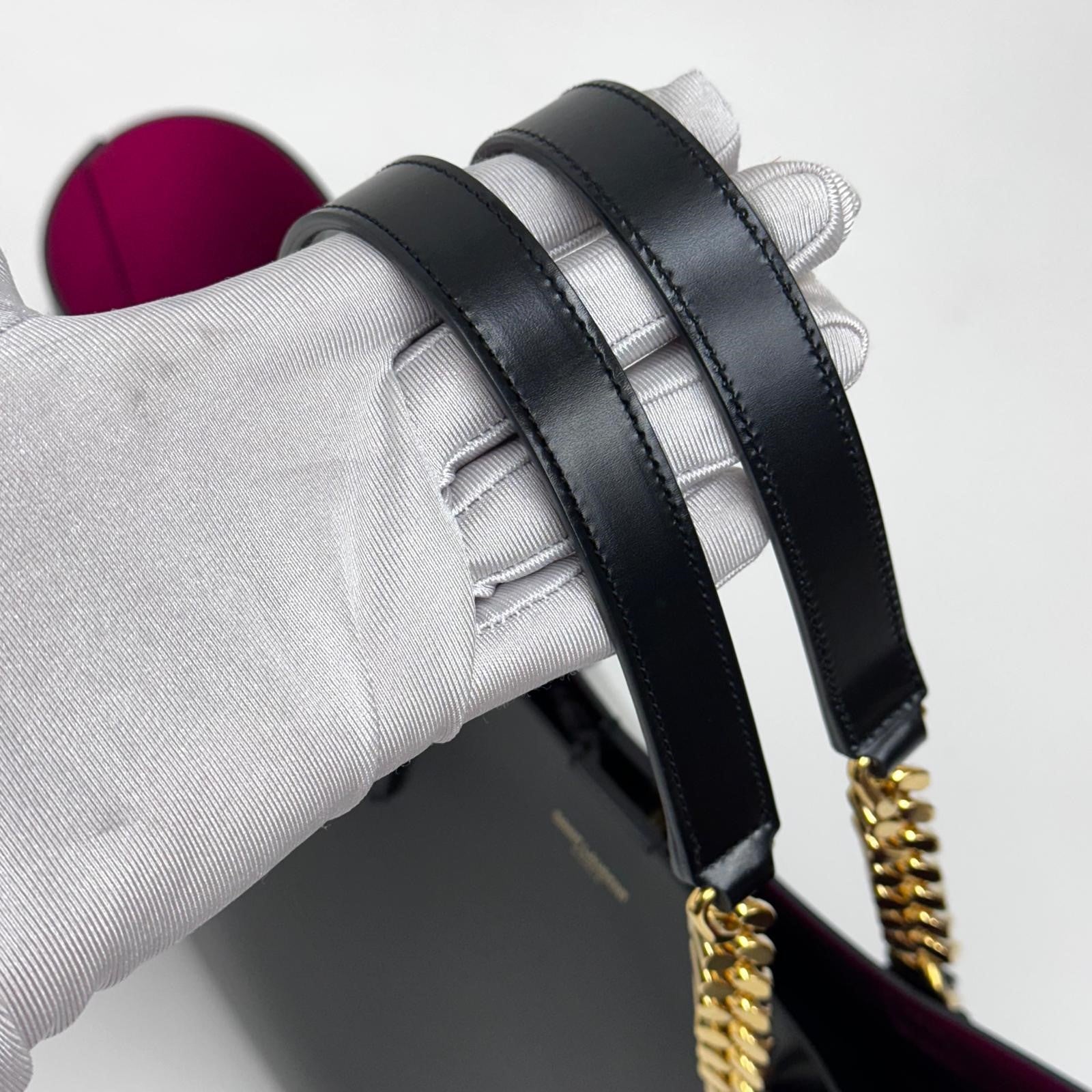 Saint Laurent borsa a spalla Shopping Tote East/West con pochette – Nero/Fucsia