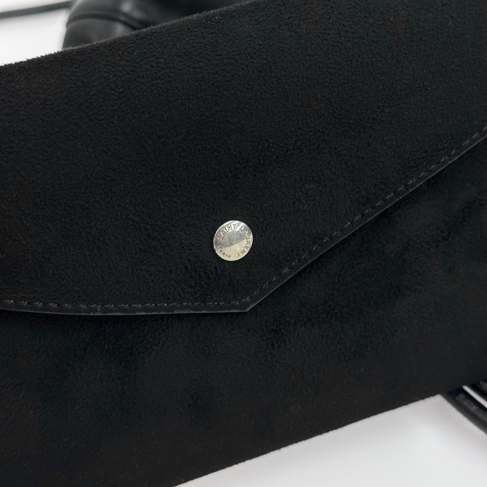 Saint Laurent borsa zaino unisex in pelle nera con pouch in camoscio