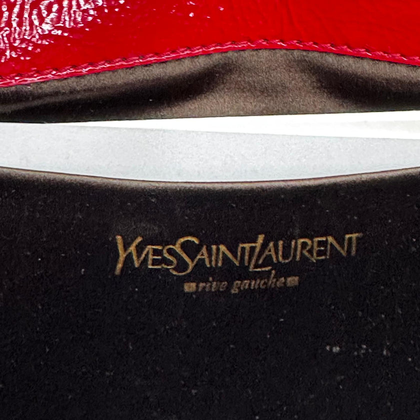 Saint Laurent pochette a mano Belle de Jour in vernice rossa
