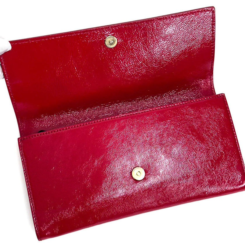 Saint Laurent pochette a mano Belle de Jour in vernice rossa