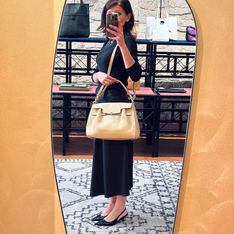 Salvatore Ferragamo Borsa a mano e tracolla Sofia in pelle martellata beige