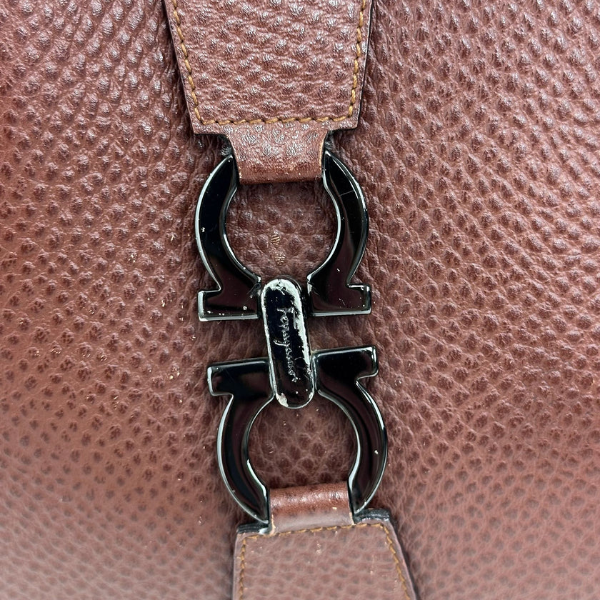 Salvatore Ferragamo Borsa a spalla Gancini Hobo Pelle Martellata Marrone
