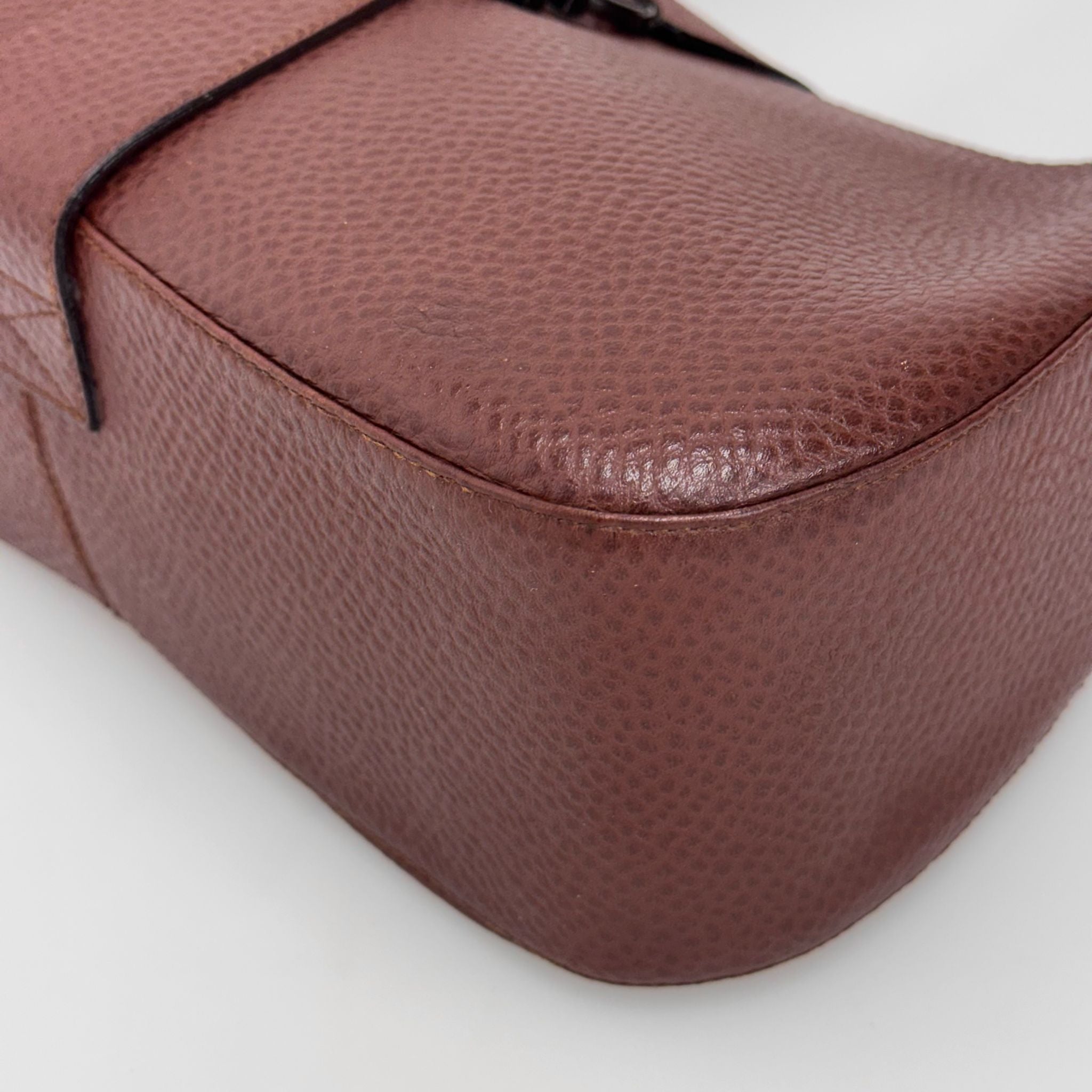 Salvatore Ferragamo Borsa a spalla Gancini Hobo Pelle Martellata Marrone