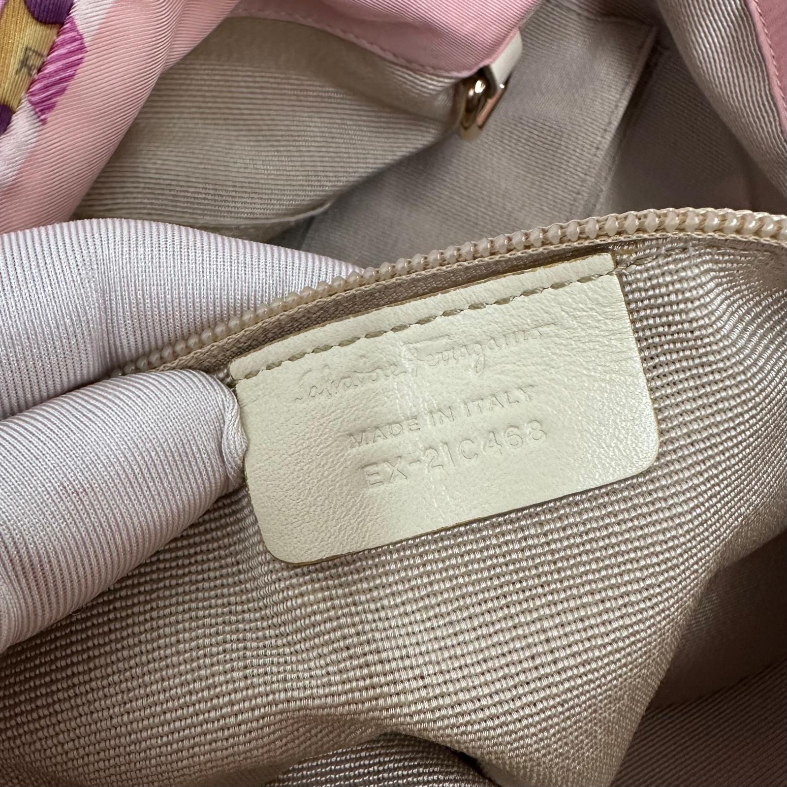 Salvatore Ferragamo Borsa a spalla shopper in seta stampa Vara rosa