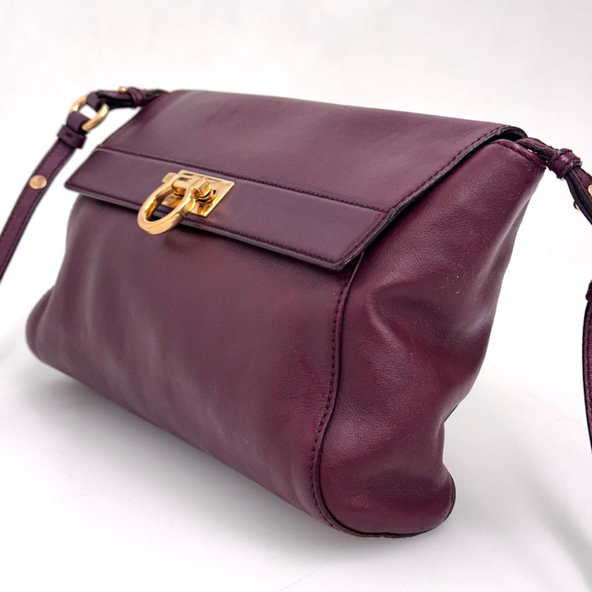 Salvatore Ferragamo Gancini borsa a due vie in pelle bordeaux