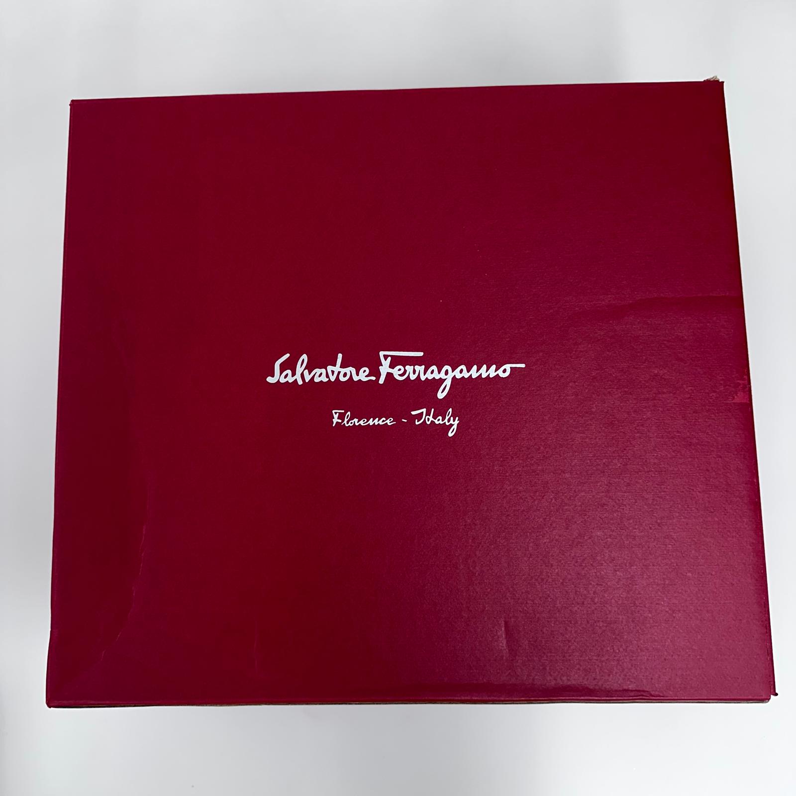 Salvatore Ferragamo borsa a spalla Hobo Gancini Betulla in pelle nera