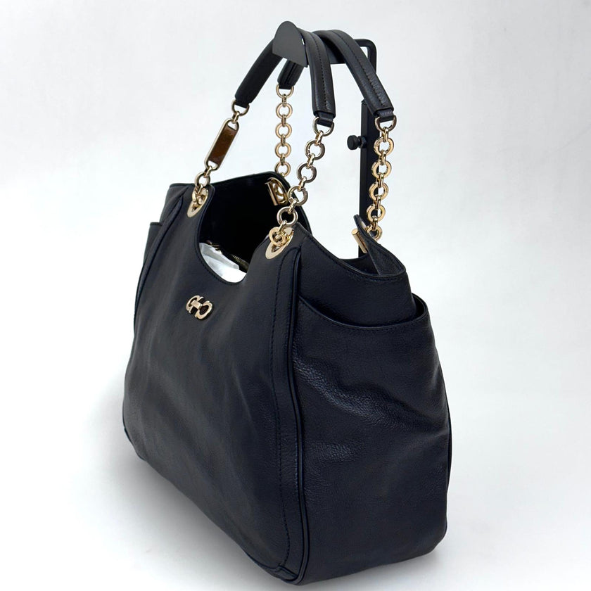 Salvatore Ferragamo borsa a spalla Hobo Gancini Betulla in pelle nera