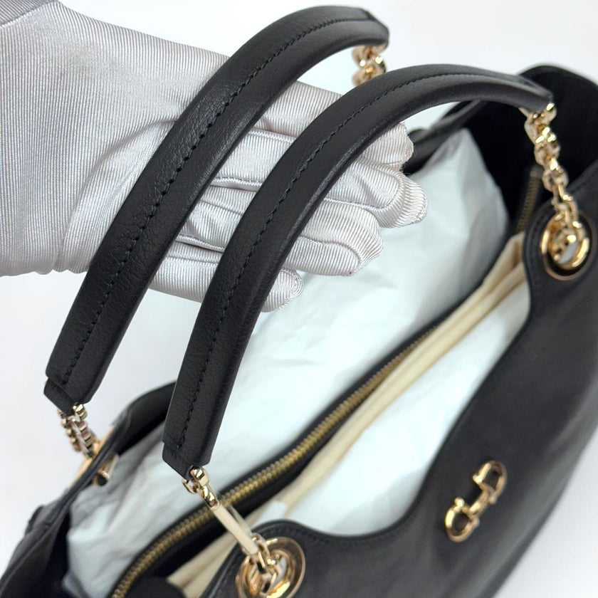 Salvatore Ferragamo borsa a spalla Hobo Gancini Betulla in pelle nera