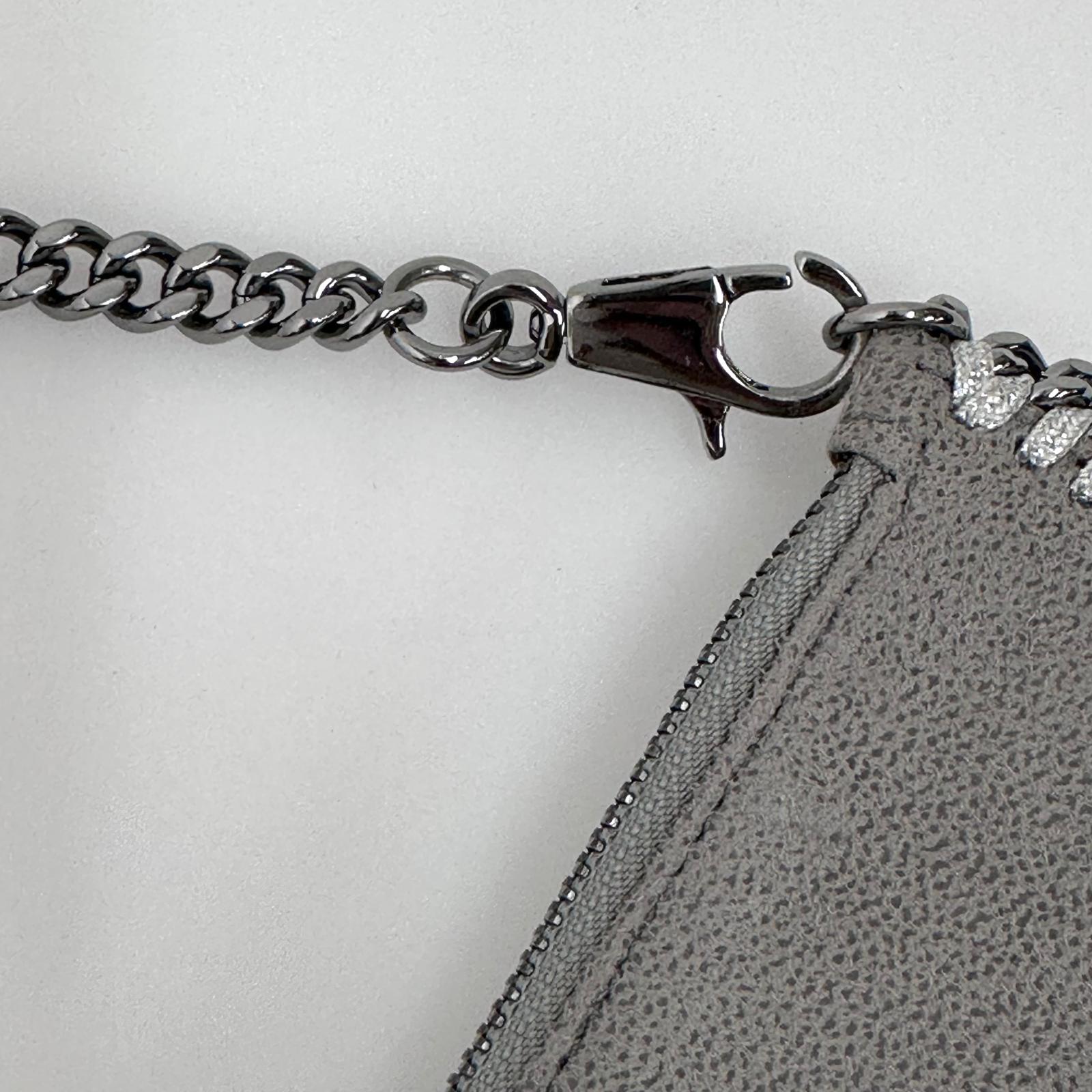 Stella McCartney Borsa Falabella Clutch grigia con catena