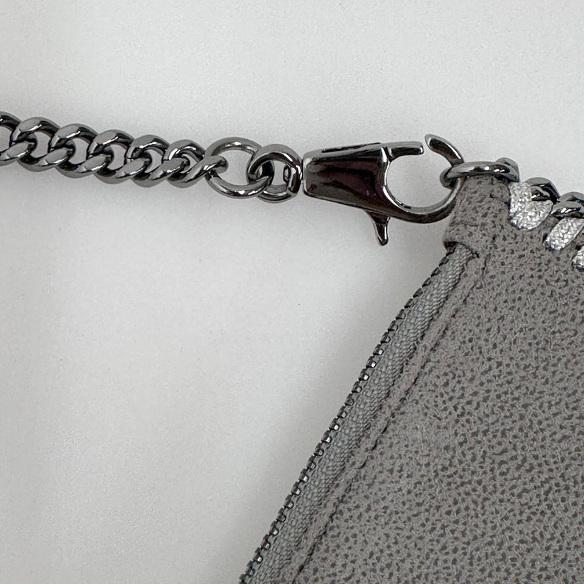 Stella McCartney Borsa Falabella Clutch grigia con catena