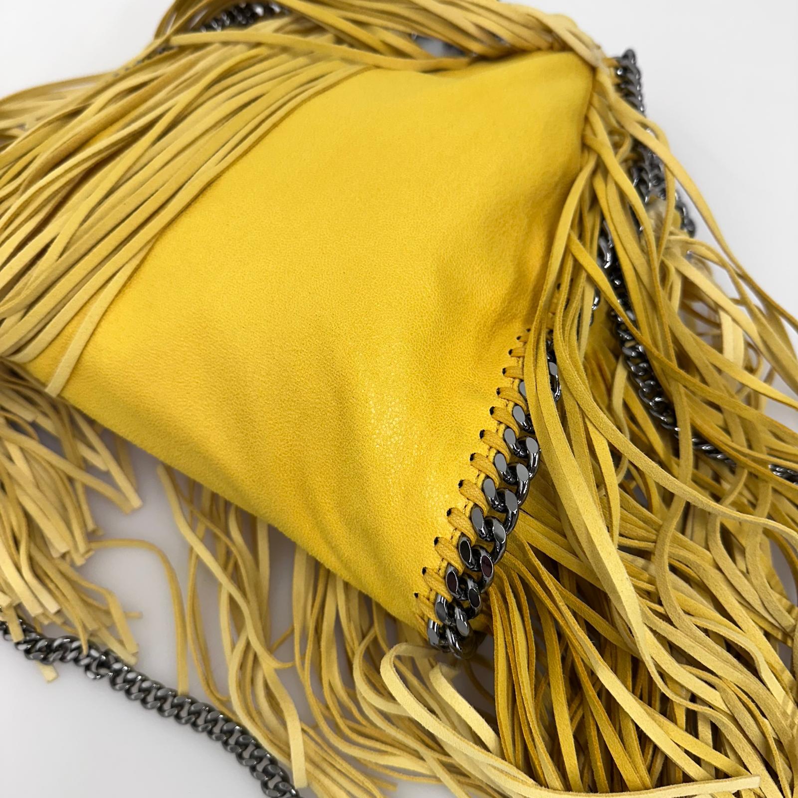 Stella McCartney Borsa Falabella Fringe gialla con catena argento