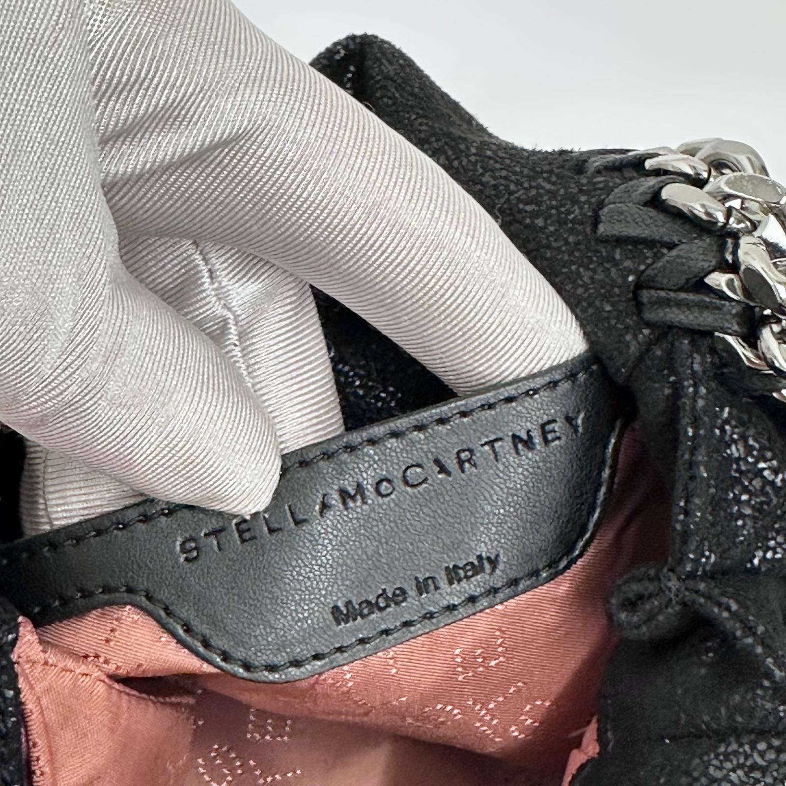 Stella McCartney Borsa a spalla Falabella Mini in eco suede nera