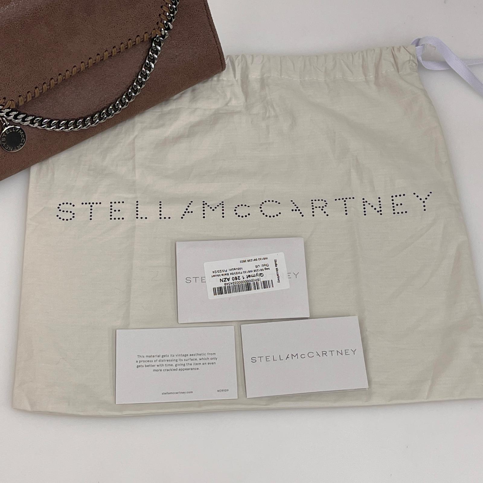 Borsa Stella McCartney Falabella Crossbody in Ecopelle Marrone con Catena Argentata