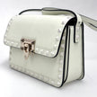 Valentino Garavani Borsa Rockstud a tracolla in pelle bianca
