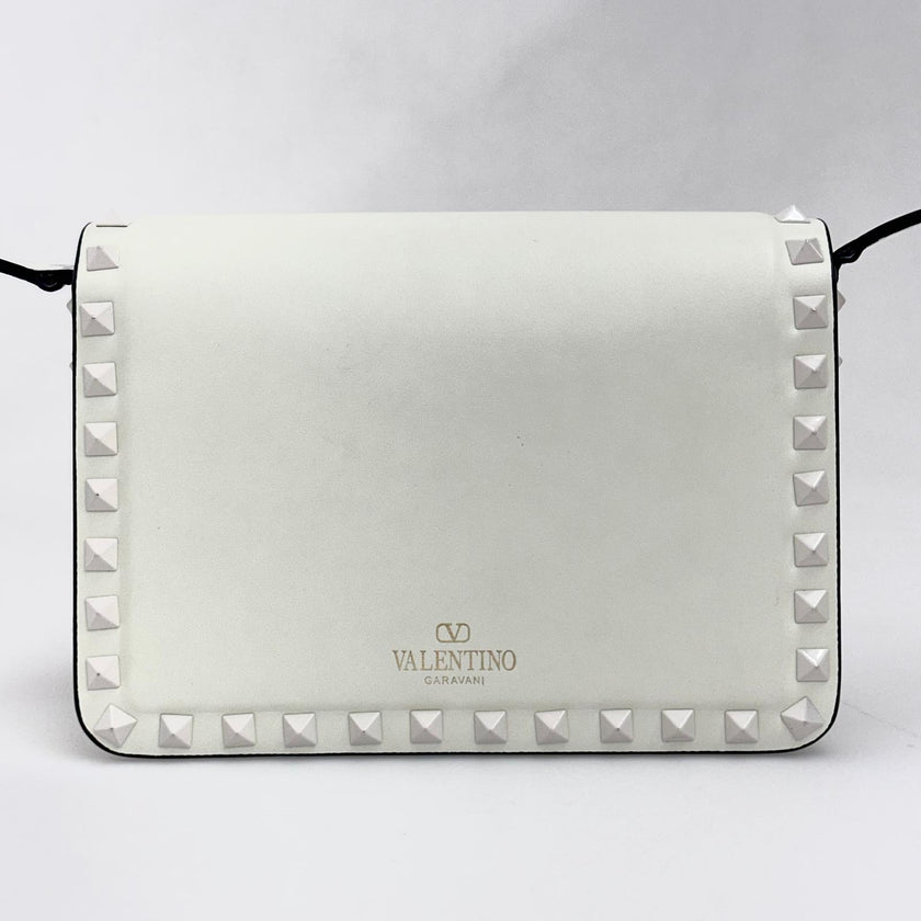 Valentino Garavani Borsa Rockstud a tracolla in pelle bianca