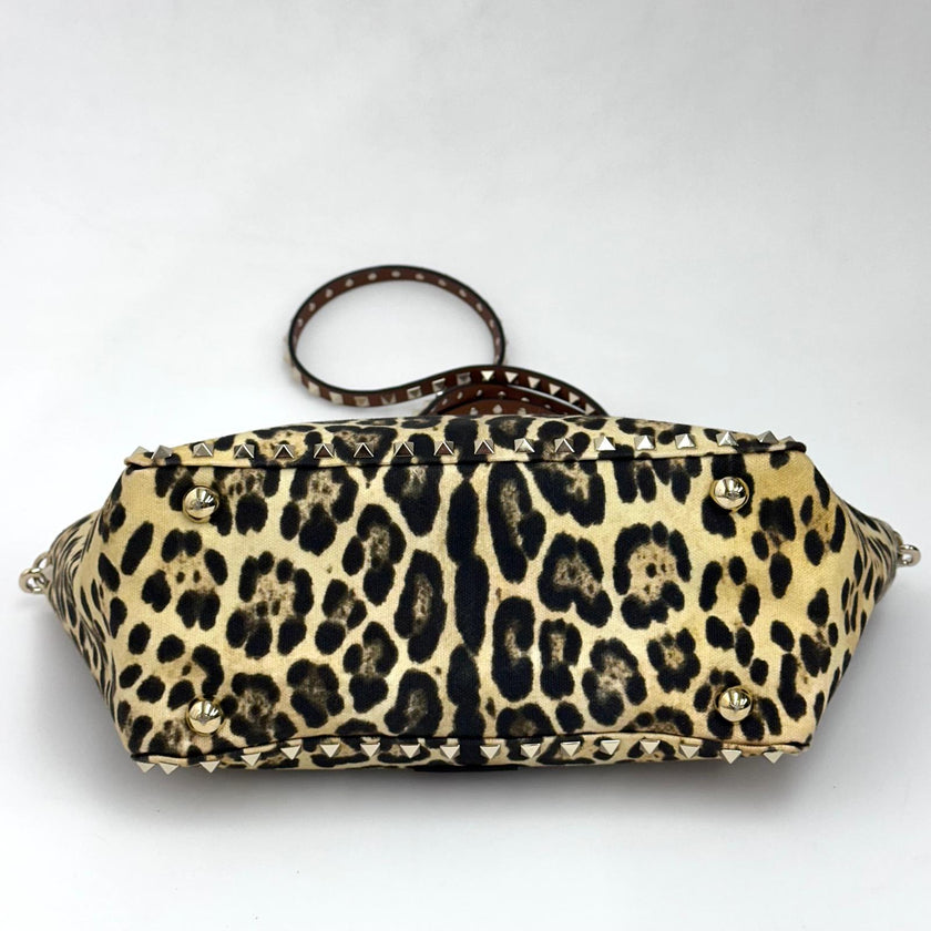 Valentino Garavani Borsa Rockstud Medium Leopard Canvas e Pelle con Tracolla