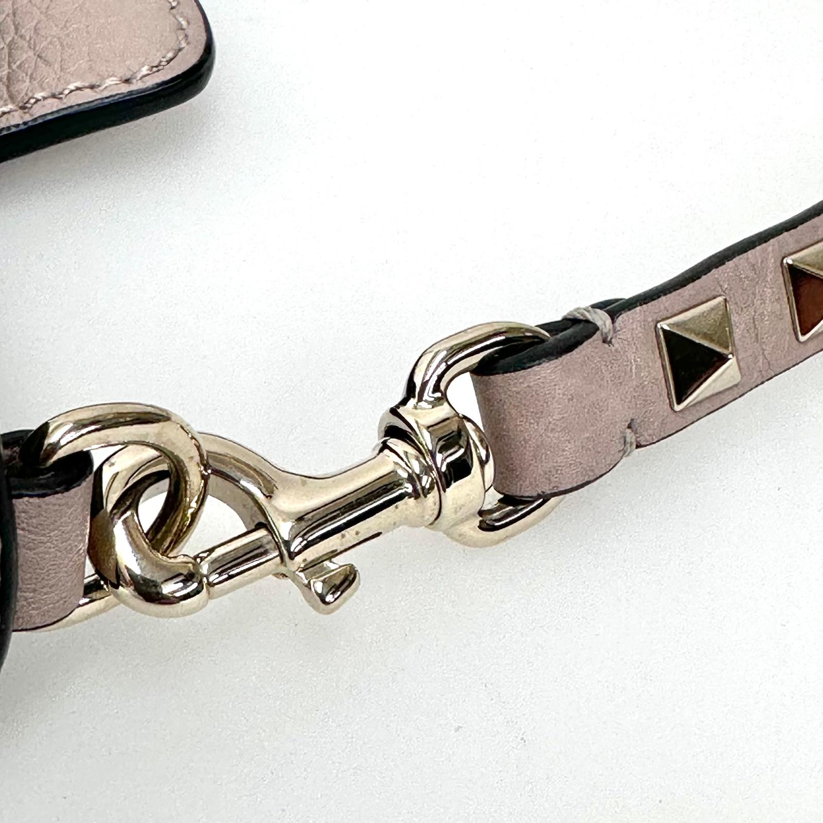 Valentino Garavani Borsa Rockstud in pelle cipria