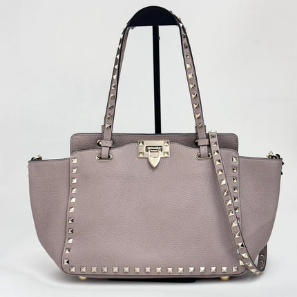 Valentino Garavani Borsa Rockstud in pelle cipria