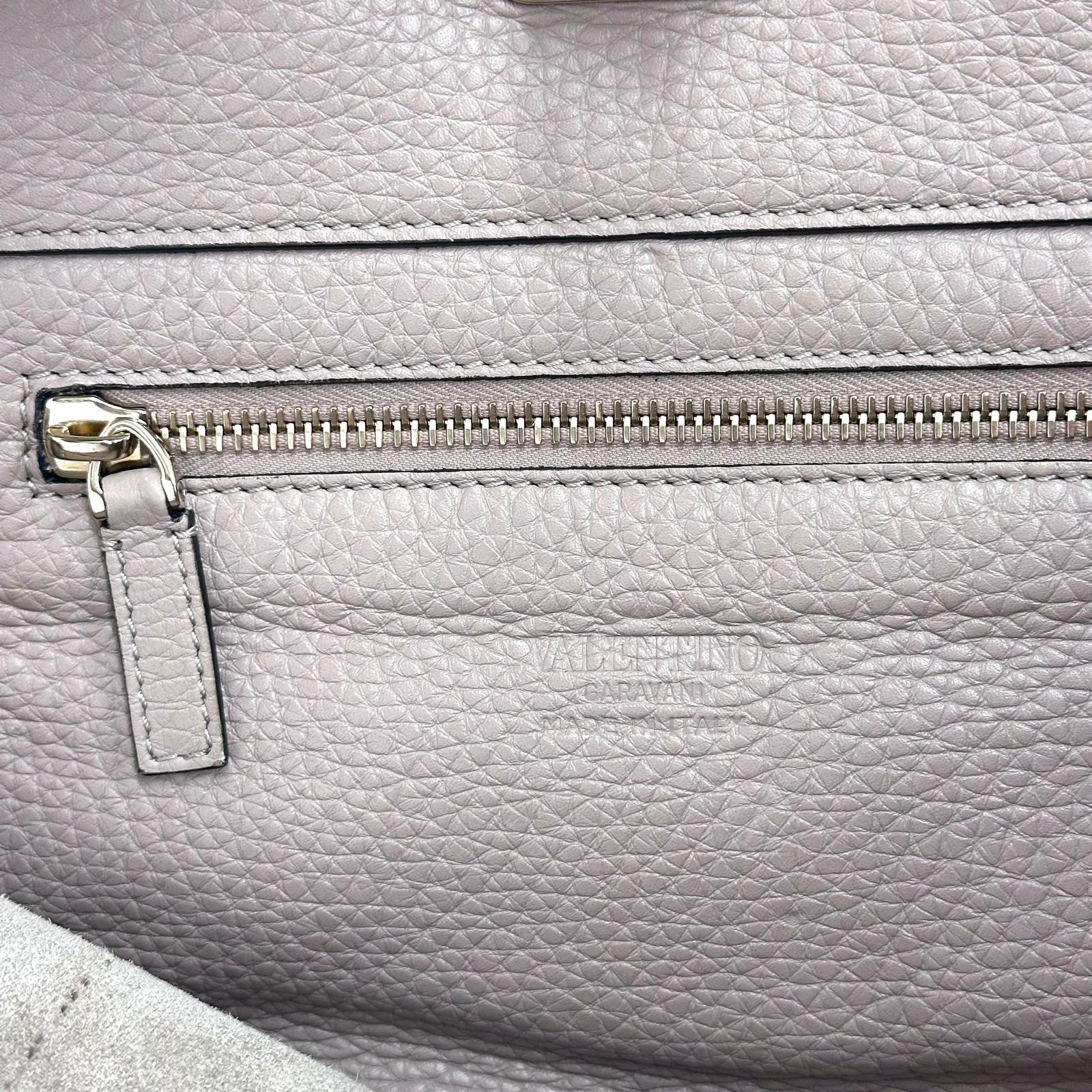 Valentino Garavani Borsa Rockstud in pelle cipria