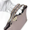 Valentino Garavani Borsa Rockstud in pelle cipria