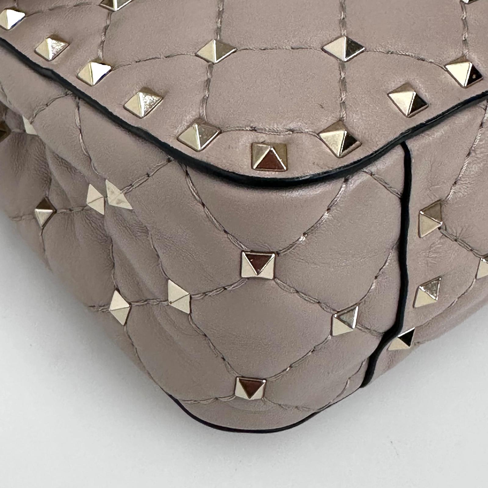 Valentino Garavani Borsa a Tracolla Rockstud Spike Media Nude Cipria