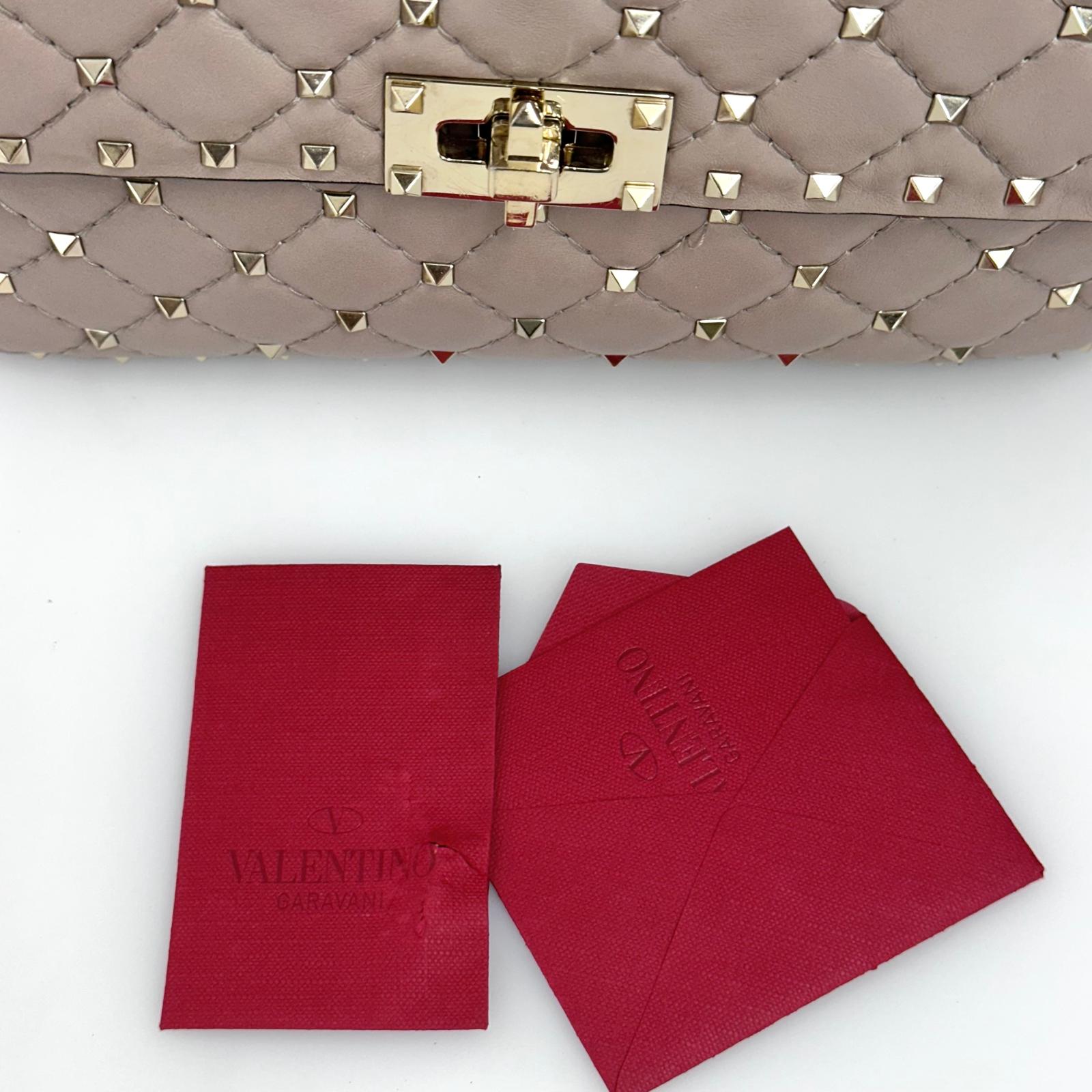 Valentino Garavani Borsa a Tracolla Rockstud Spike Media Nude Cipria
