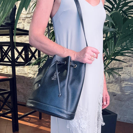 Yves Saint Laurent Borsa Vintage Bucket Nera in Pelle