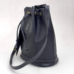 Yves Saint Laurent Borsa Vintage Bucket Nera in Pelle