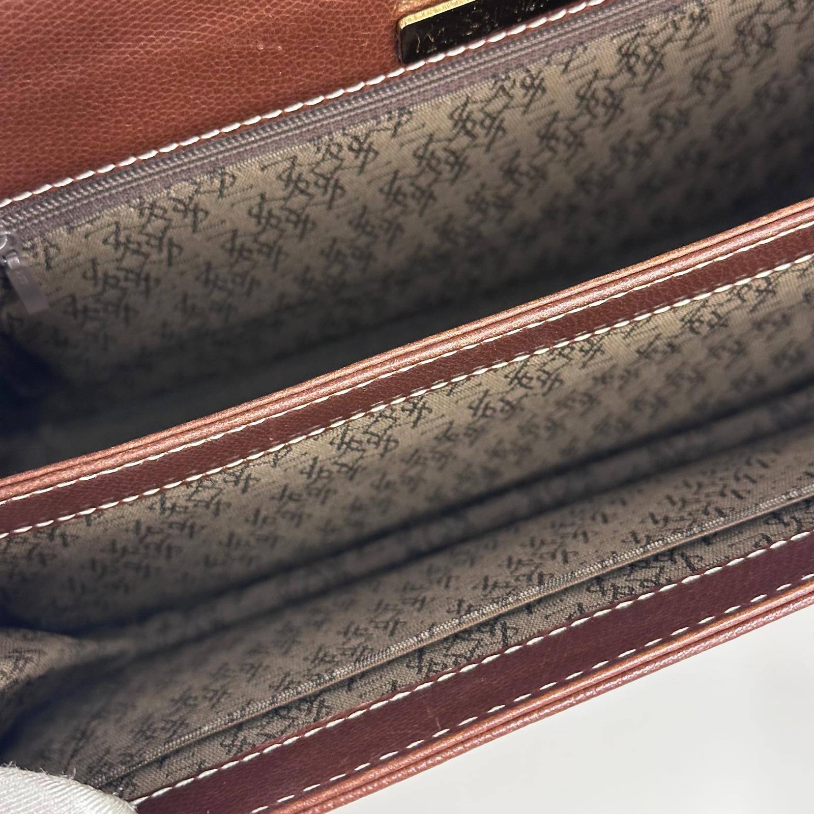 Yves Saint Laurent Borsa Vintage a Spalla in Pelle Marrone