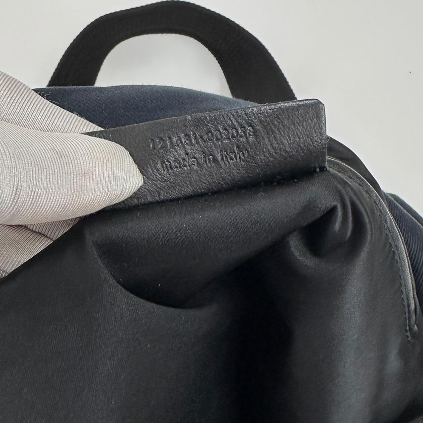 Yves Saint Laurent borsa a spalla maxi monogram canvas nero